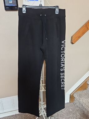 NWOT Victoria's Secret Sweatpanrs